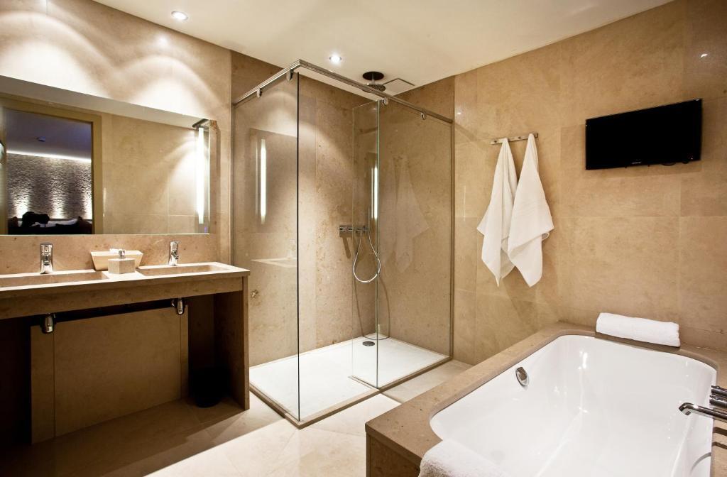 Hotel Thermen Дилбеек Стая снимка